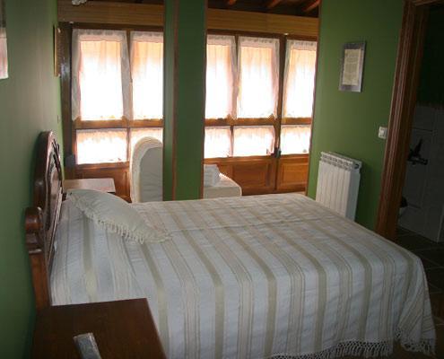 Hotel Rural La Casa Del Montero Espinosa de los Monteros Kültér fotó